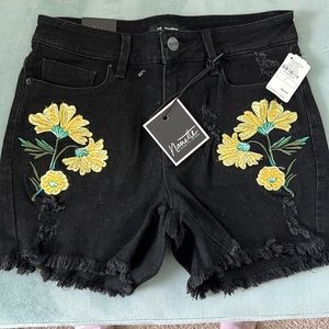 NWT womens shorts